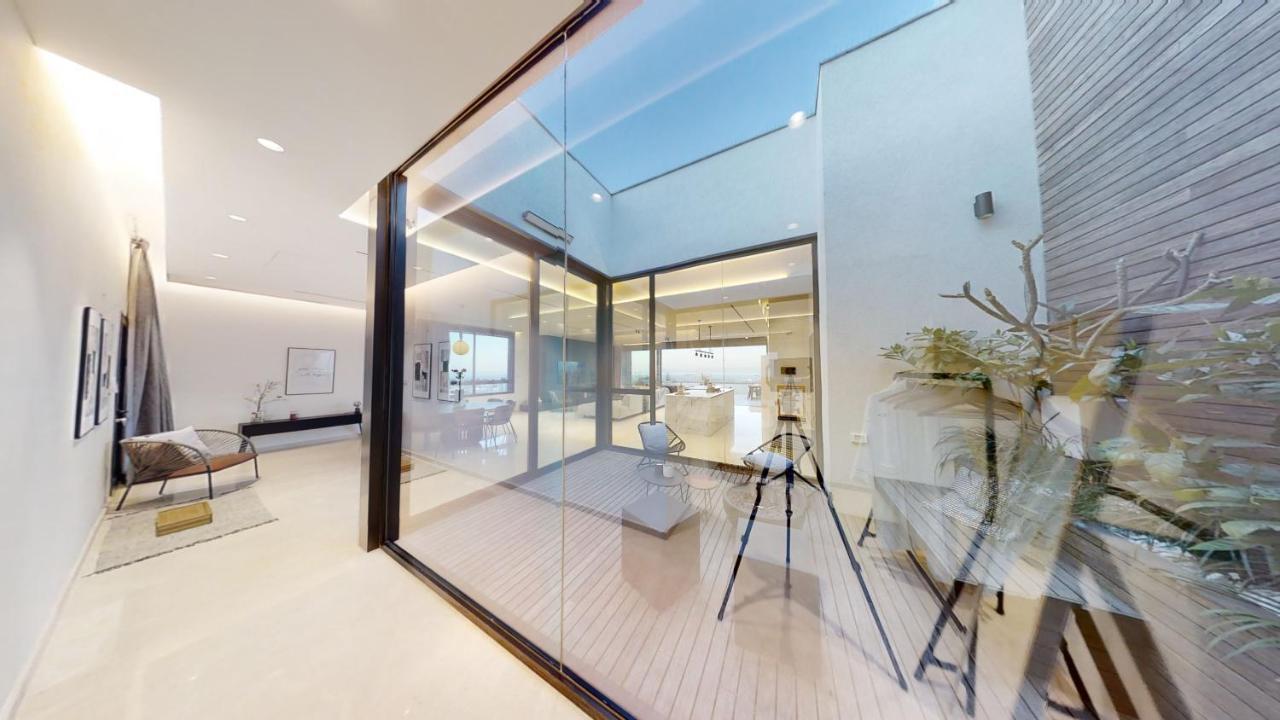 Serene - Infinity Cview Pool - 4 Bedrooms Luxury Penthouse Haïfa Extérieur photo